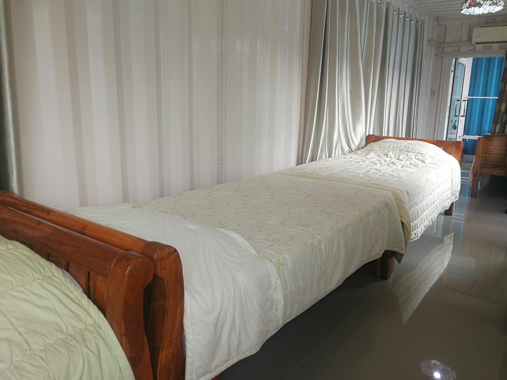Farsai Homestay Лопбури Экстерьер фото